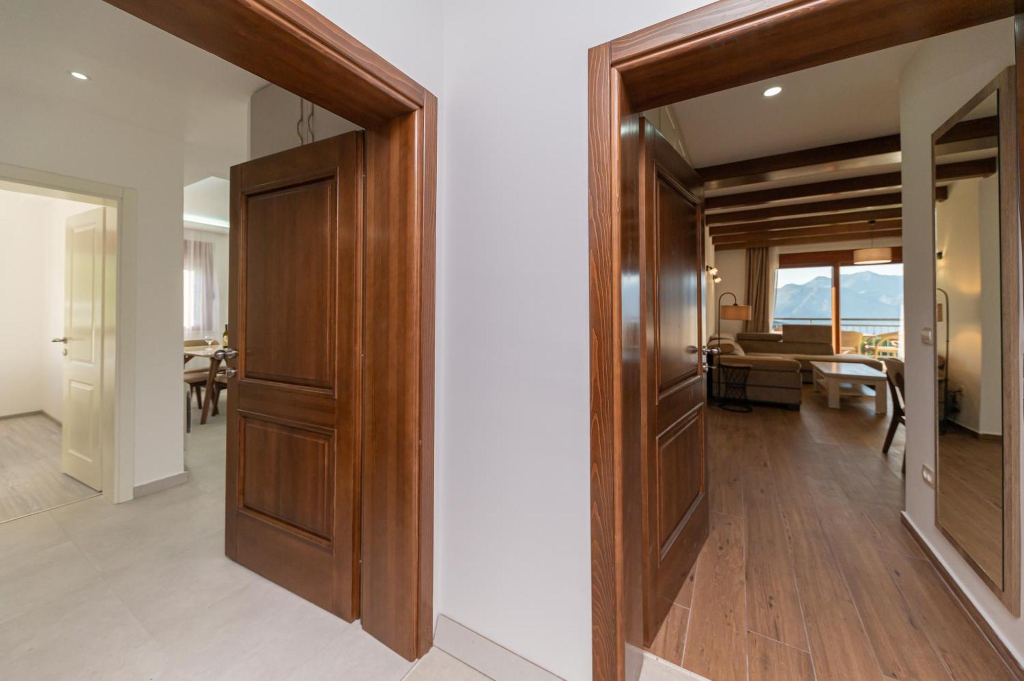 Apartmán Red Hill Kotor Exteriér fotografie