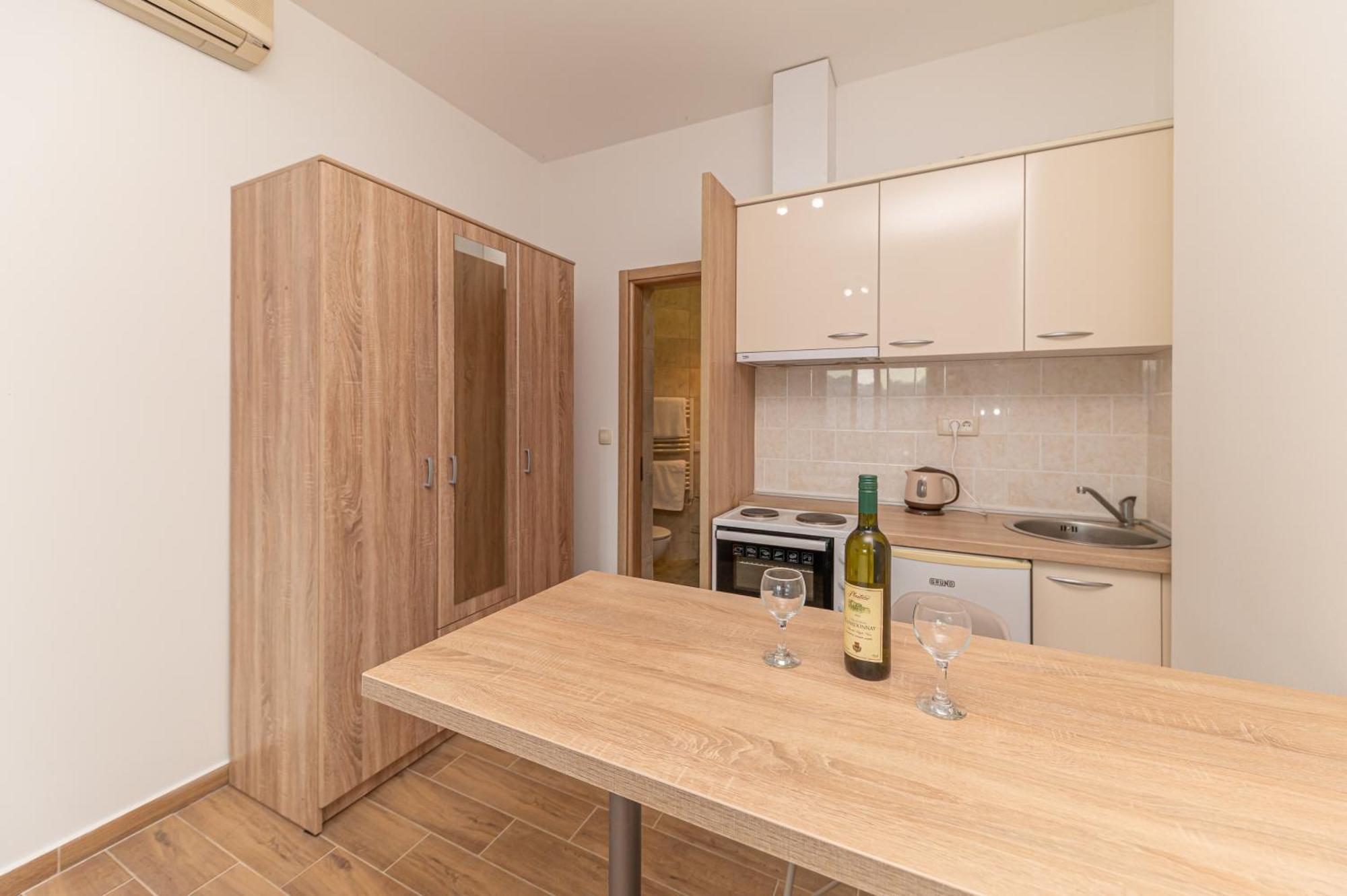 Apartmán Red Hill Kotor Exteriér fotografie