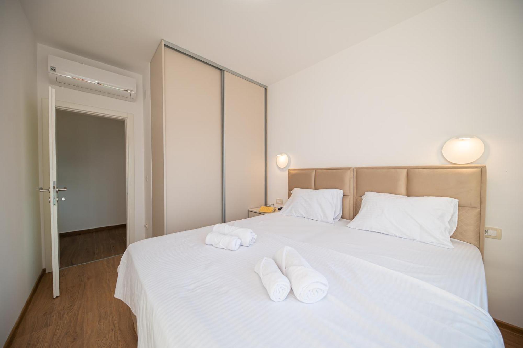 Apartmán Red Hill Kotor Exteriér fotografie