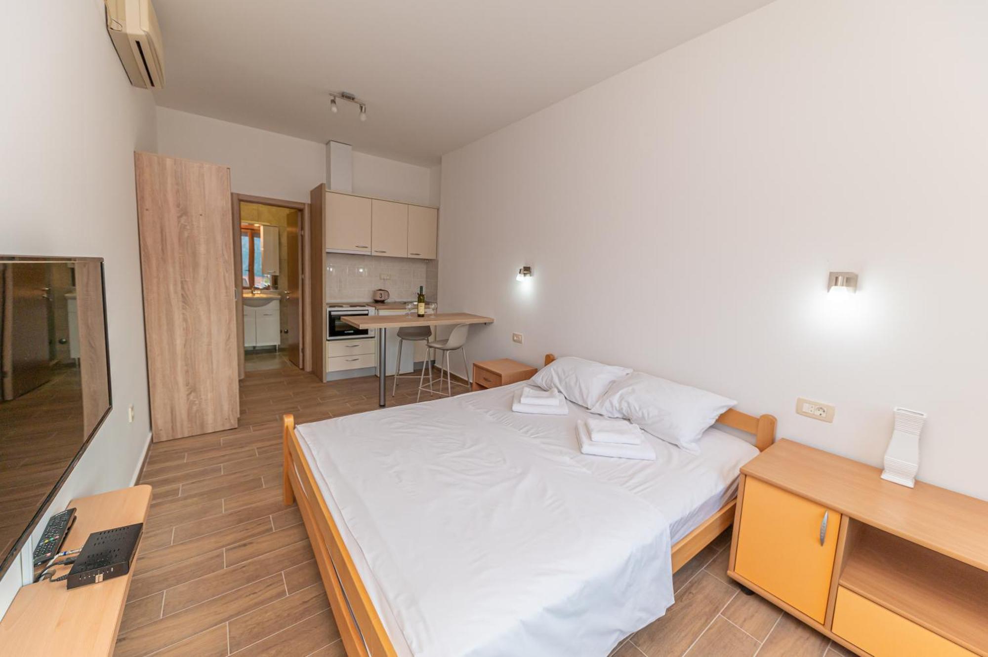 Apartmán Red Hill Kotor Exteriér fotografie