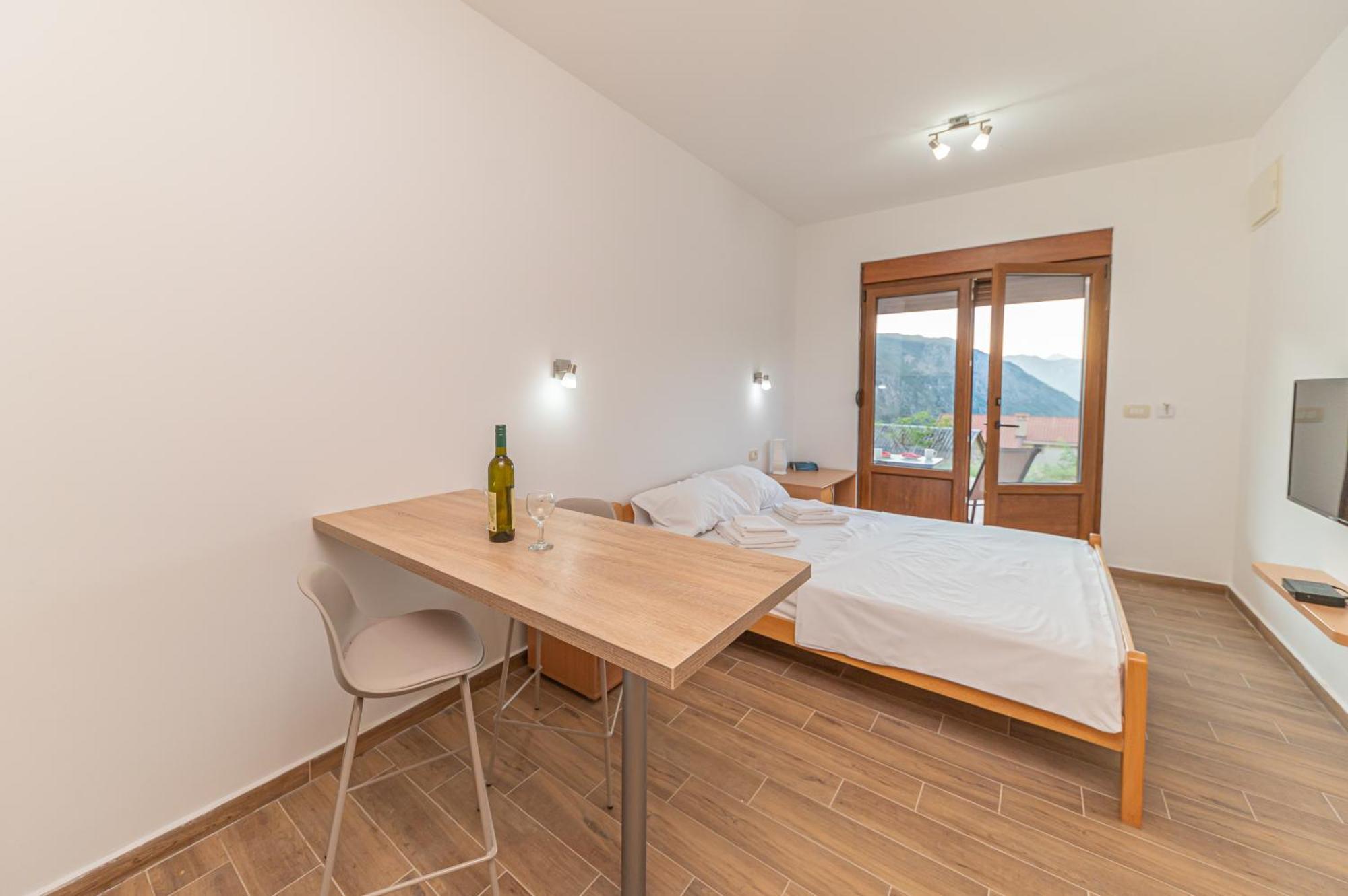 Apartmán Red Hill Kotor Exteriér fotografie